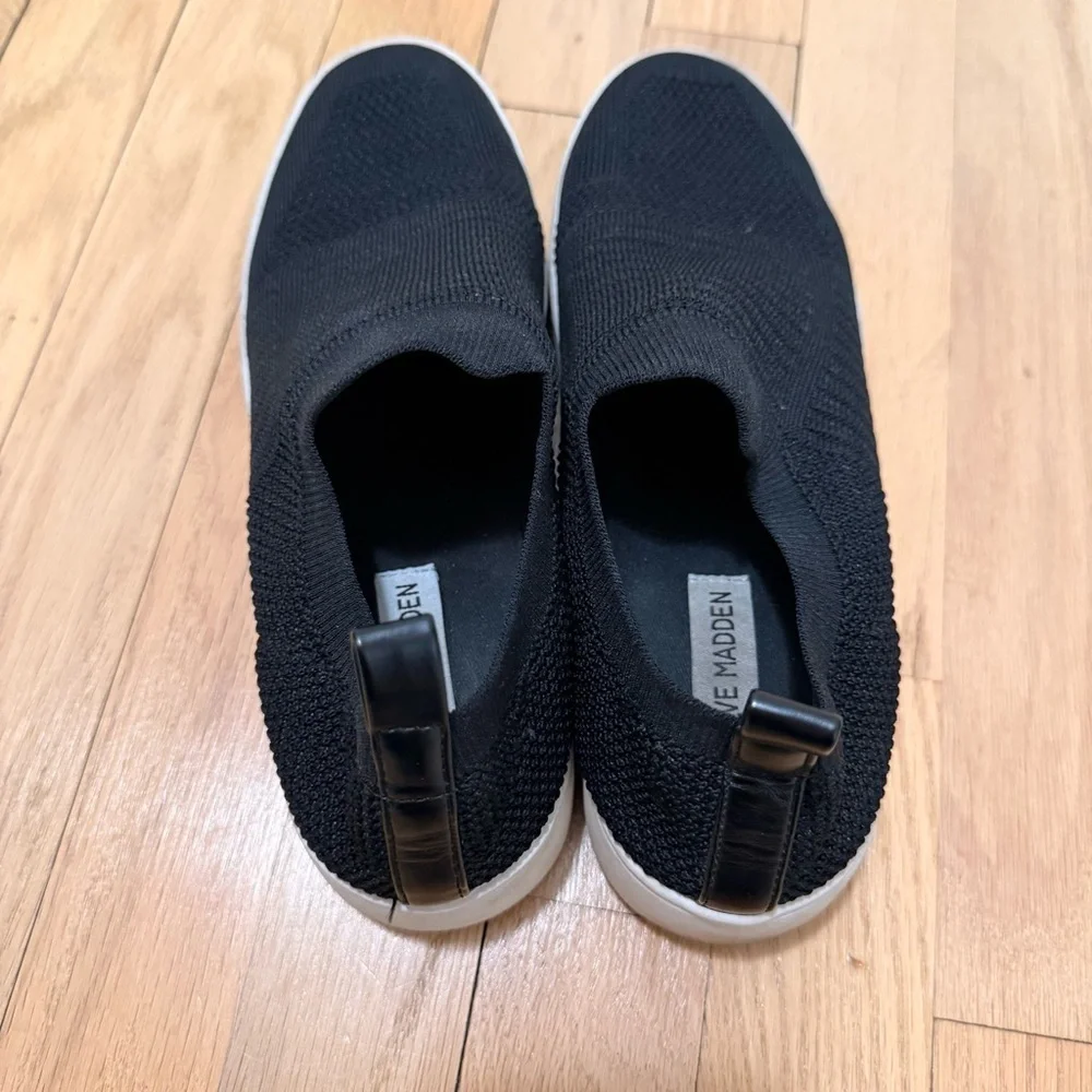Steve Madden chic steve
